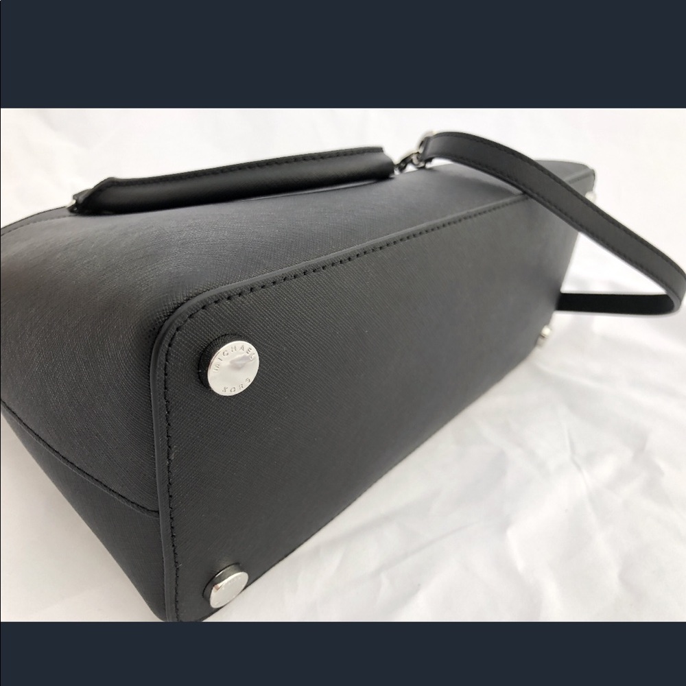 NWT Michael Kors Emmy LargeSatchel Crossbody Black - Picture 7 of 8